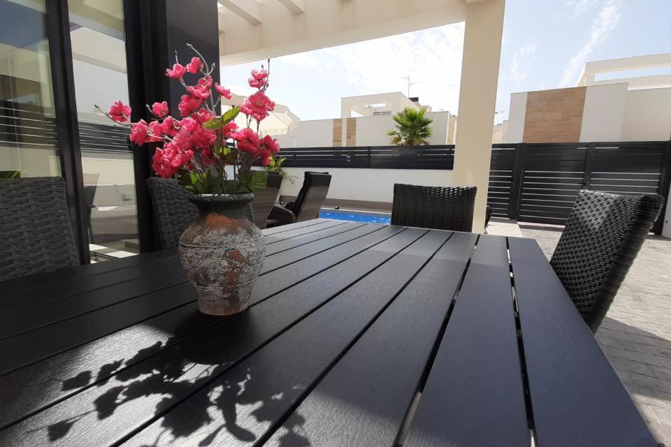 Villa Wilhelmina Torrevieja Eksteriør bilde